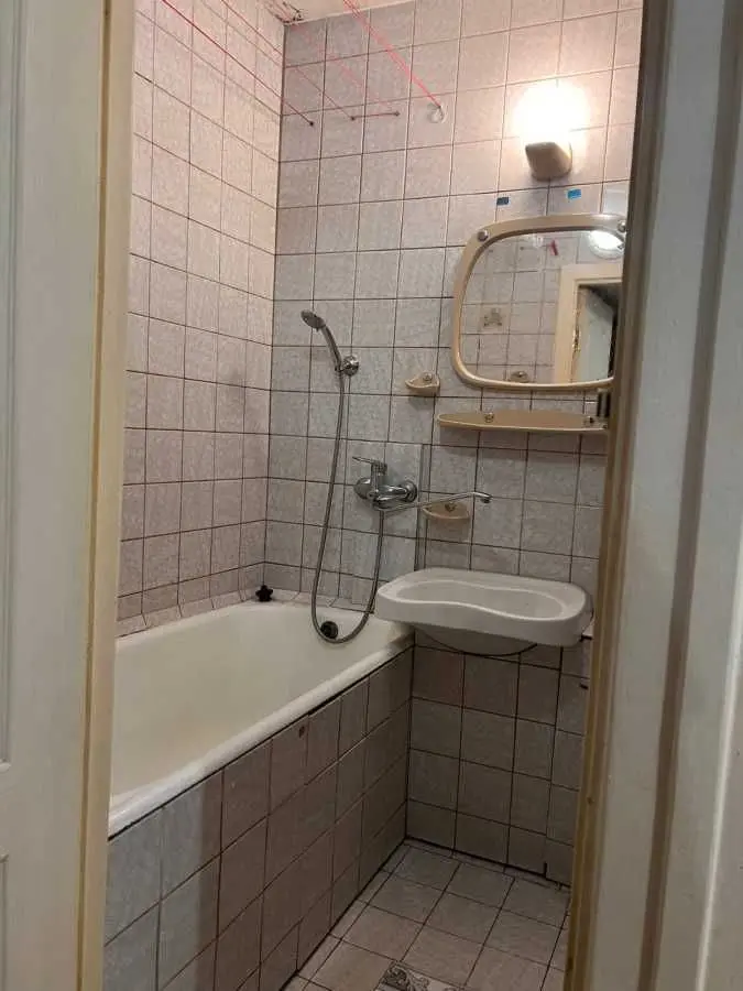 Фото Rent a 3-room apartment, Andriia Malyshka Street 19 Kyiv for long-term rent, price: 12000 UAH, code 9707