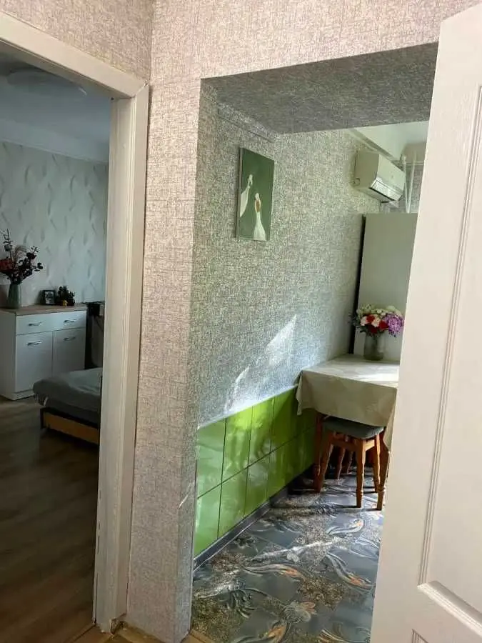 Фото Rent a 1-room apartment, Vidradnyi Avenue 40 Kyiv for long-term rent, price: 10000 UAH, code 9717