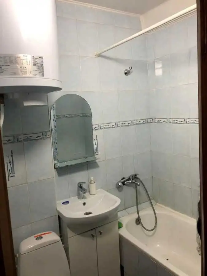 Фото Rent a 1-room apartment, Vidradnyi Avenue 40 Kyiv for long-term rent, price: 10000 UAH, code 9717