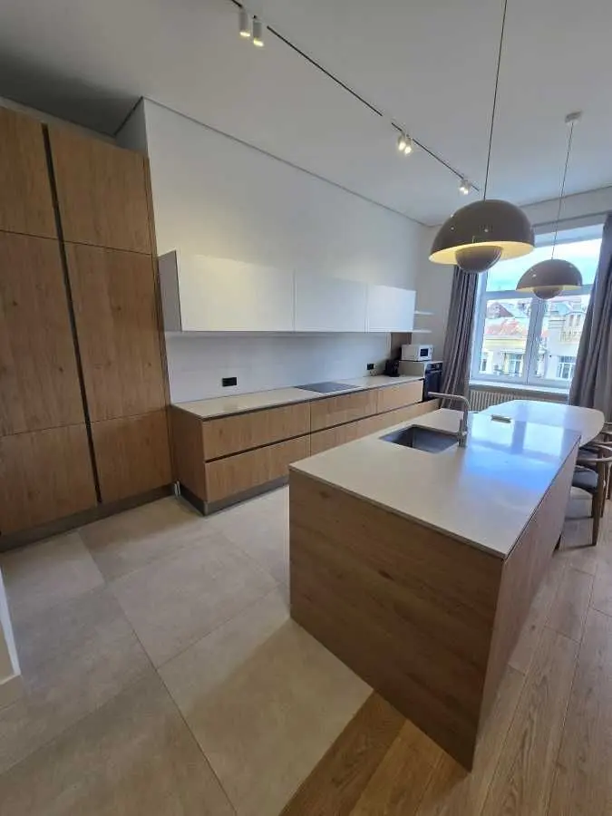 Фото Rent a 4-room apartment, Antonovycha Street (Horkoho Street) 15 Kyiv for long-term rent, price: 4000 USD, code 9722