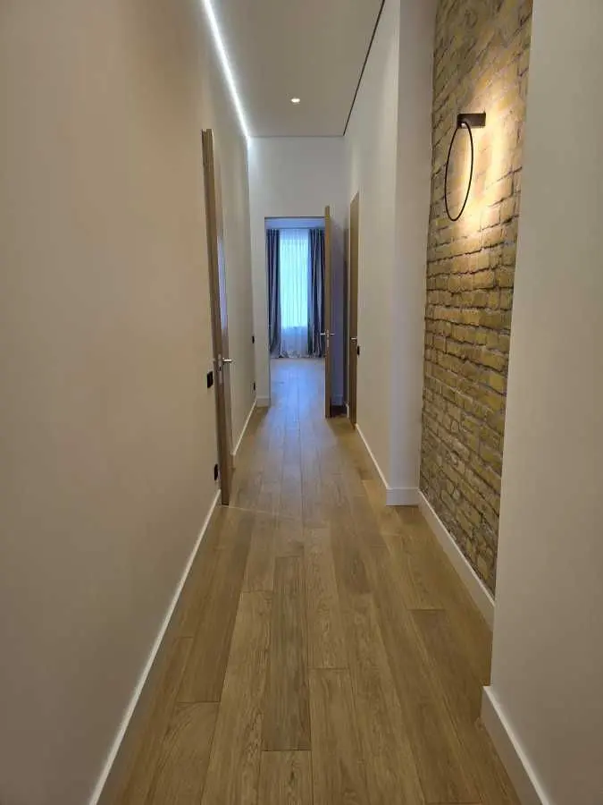 Фото Rent a 4-room apartment, Antonovycha Street (Horkoho Street) 15 Kyiv for long-term rent, price: 4000 USD, code 9722