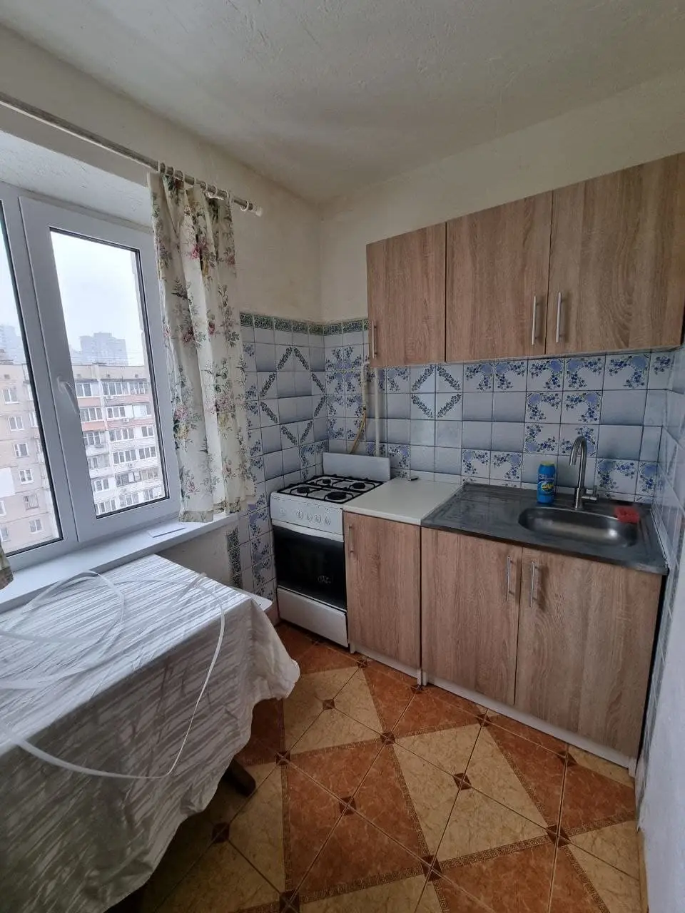 Фото Rent a 1-room apartment, Mykoly Bazhana Avenue 9 Kyiv for long-term rent, price: 9000 UAH, code 9725