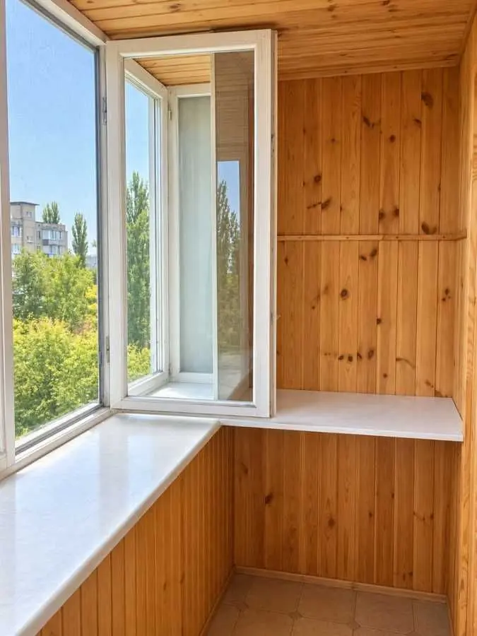 Фото Продаю 3 кімнатну квартиру, 60.1 кв. м, Зодчих вул. 36 Київ, ціна: 75000 USD, код 9730