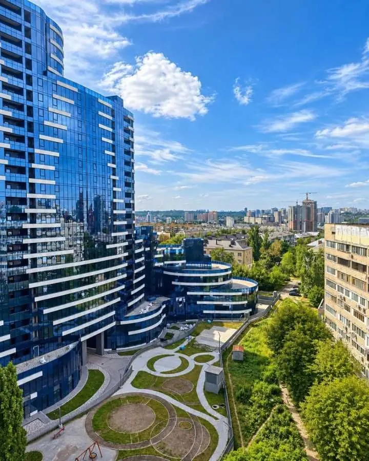 Фото Продаю 1 кімнатну квартиру, 45.8 кв. м, Чеська вул.  Київ, ціна: 68000 USD, код 9731