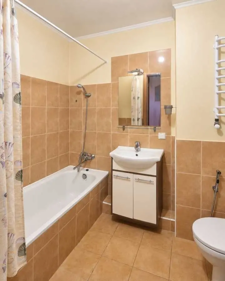 Фото Продаю 1 кімнатну квартиру, 45.8 кв. м, Чеська вул.  Київ, ціна: 68000 USD, код 9731