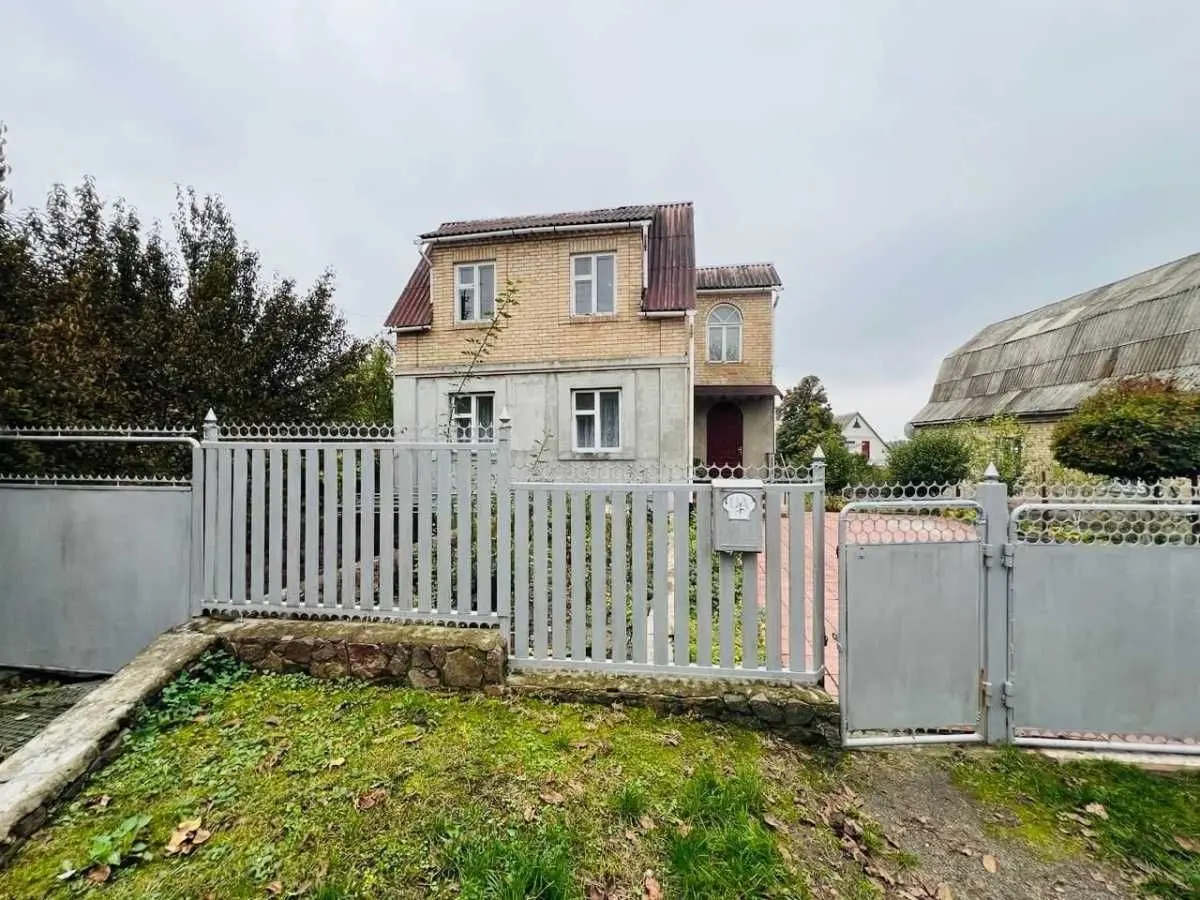 Фото Продаю дом, 177.4 кв. м, Южная ул.  Фастов, цена: 65500 USD, код 9734