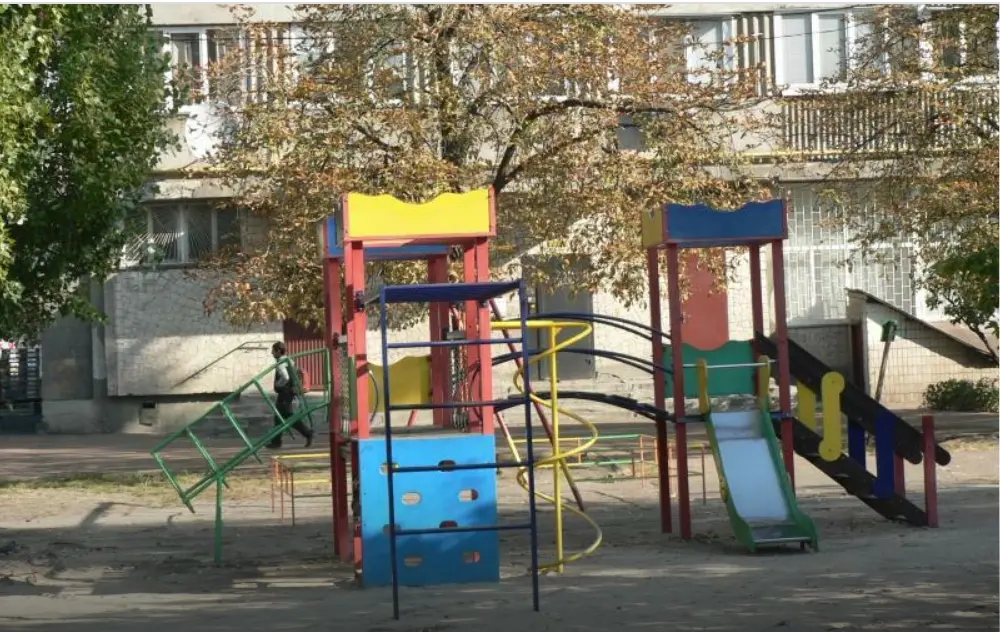 Фото Rent a 3-room apartment, Kharkivske Road 2/1 Kyiv for long-term rent, price: 10000 UAH, code 9736