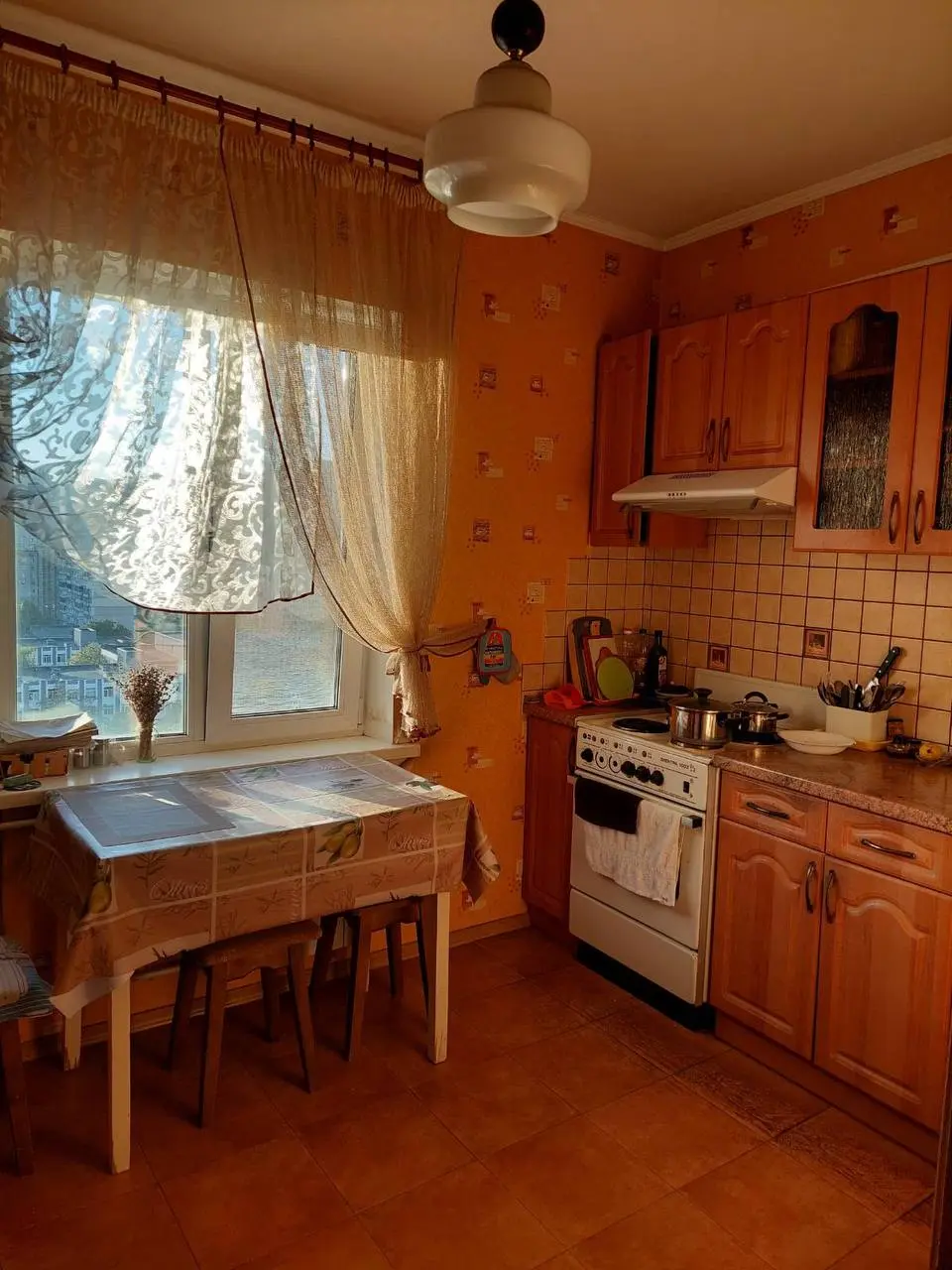 Фото Rent a 2-room apartment, Anny Akhmatovoi Street 6 Kyiv for long-term rent, price: 11000 UAH, code 9742