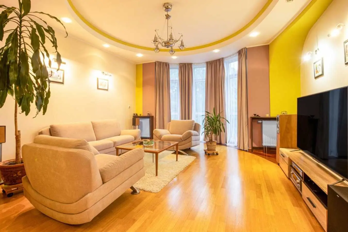 Фото Продаю 3 кімнатну квартиру, 99.2 кв. м, Сергія Єфремова вул. 85 Львів, ціна: 260000 USD, код 9747