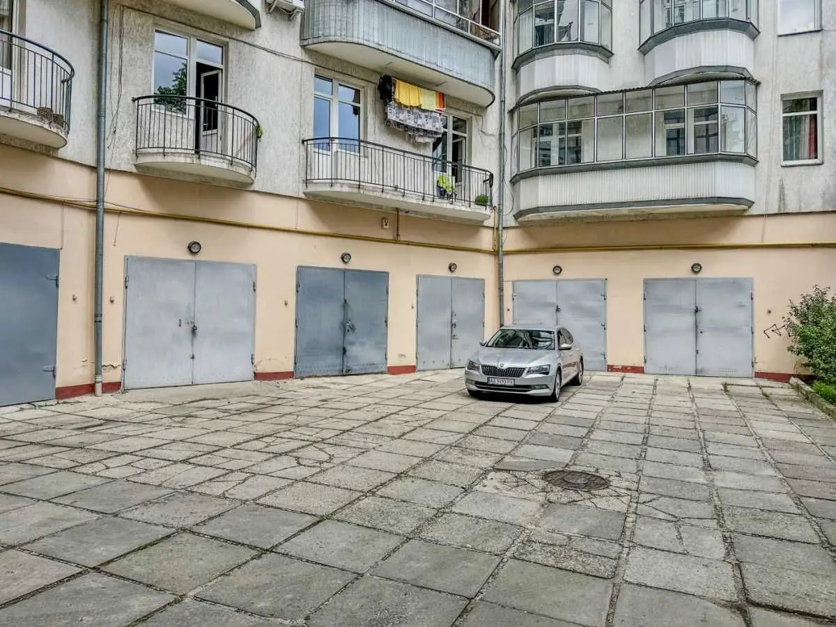 Фото Продаю 3 кімнатну квартиру, 99.2 кв. м, Сергія Єфремова вул. 85 Львів, ціна: 260000 USD, код 9747