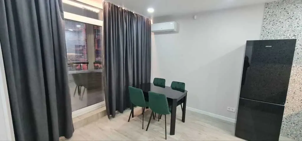 Фото Rent a 2-room apartment, Bratska Street  Kyiv for long-term rent, price: 25000 UAH, code 9749
