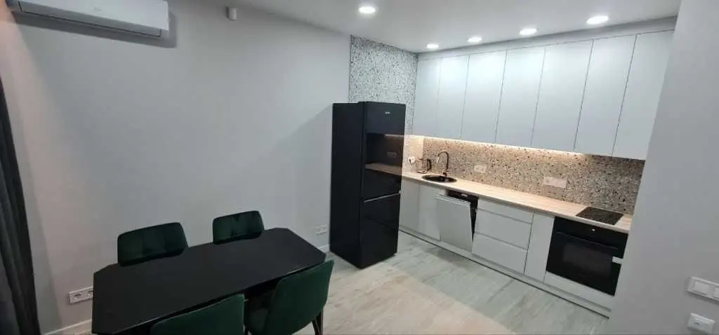 Фото Rent a 2-room apartment, Bratska Street  Kyiv for long-term rent, price: 25000 UAH, code 9749
