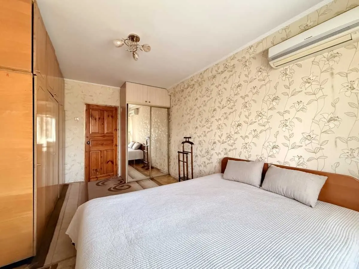 Фото Продаю 2-комнатную квартиру, 46 кв. м, Даниила Щербаковского ул. (Щербакова)  Киев, цена: 53000 USD, код 9751
