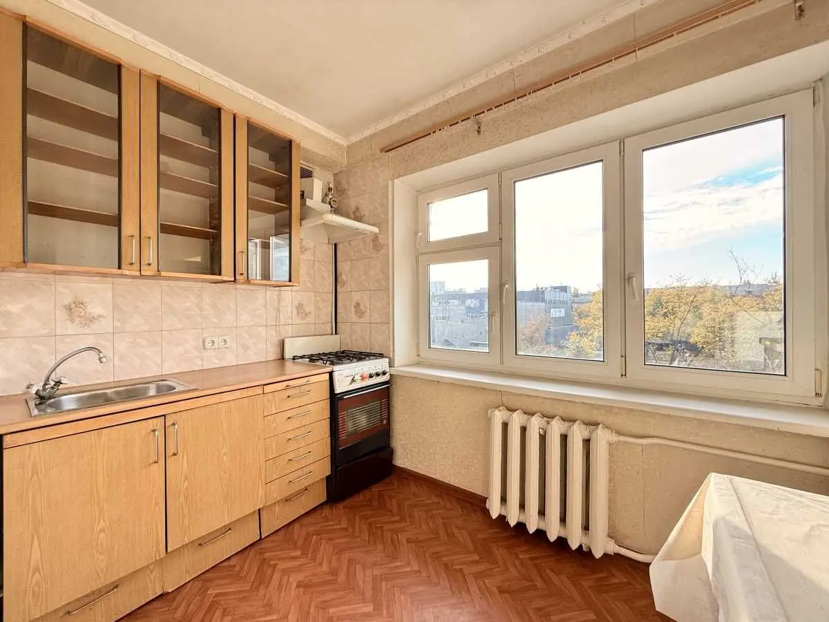 Фото Продаю 2-комнатную квартиру, 46 кв. м, Даниила Щербаковского ул. (Щербакова)  Киев, цена: 53000 USD, код 9751