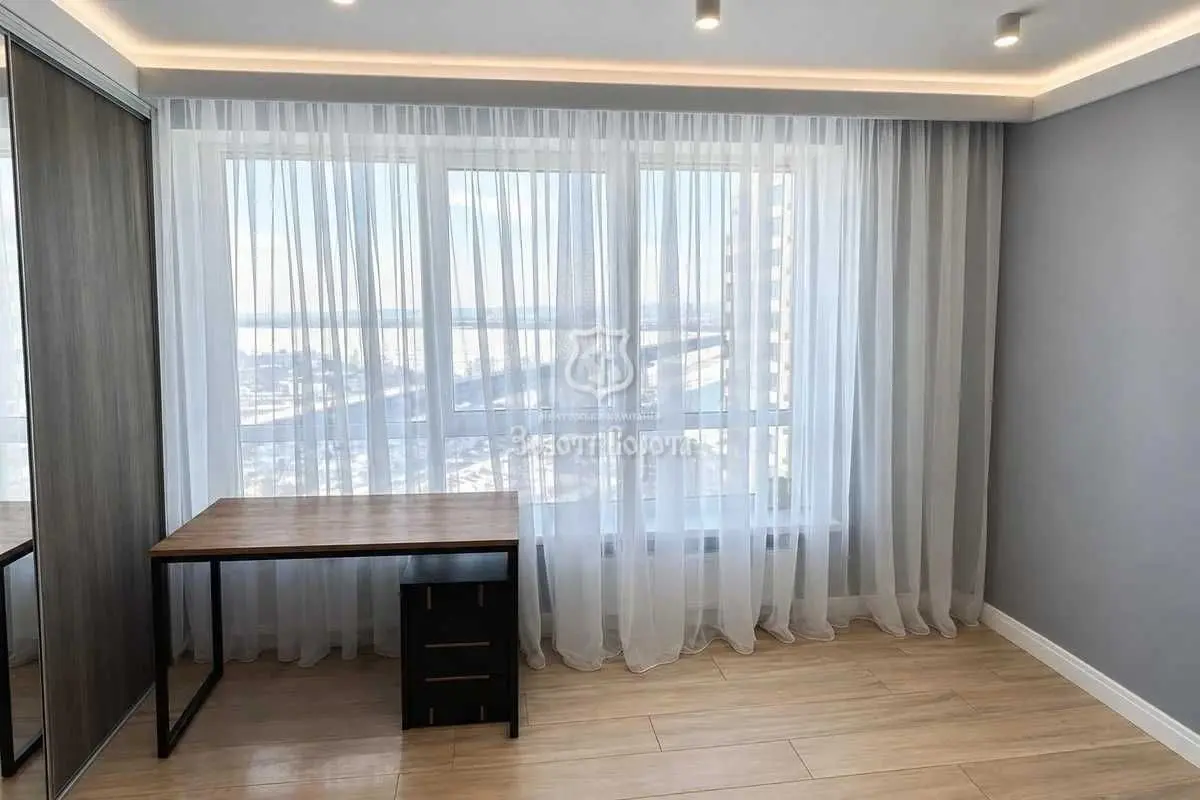 Фото Selling a 2-room apartment, 60.7 sq.m., Zarichna Street 1в Kyiv, price: 155000 USD, code 9753