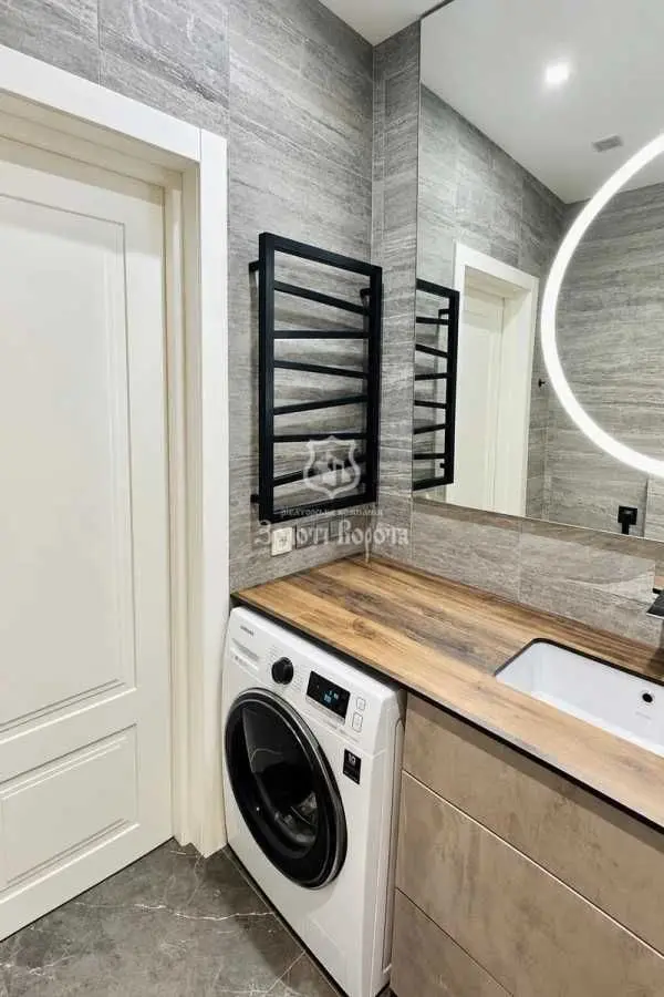 Фото Selling a 2-room apartment, 60.7 sq.m., Zarichna Street 1в Kyiv, price: 155000 USD, code 9753