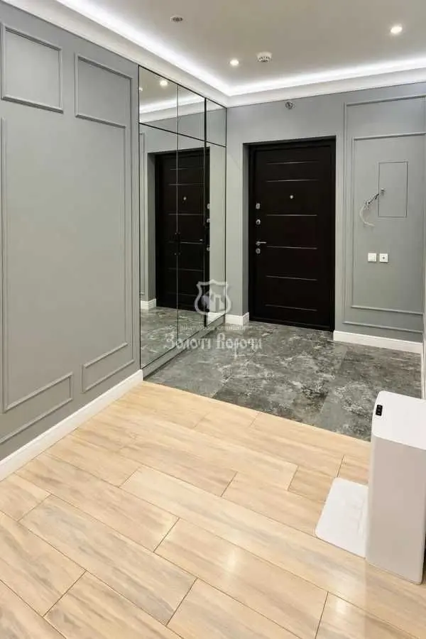 Фото Selling a 2-room apartment, 60.7 sq.m., Zarichna Street 1в Kyiv, price: 155000 USD, code 9753