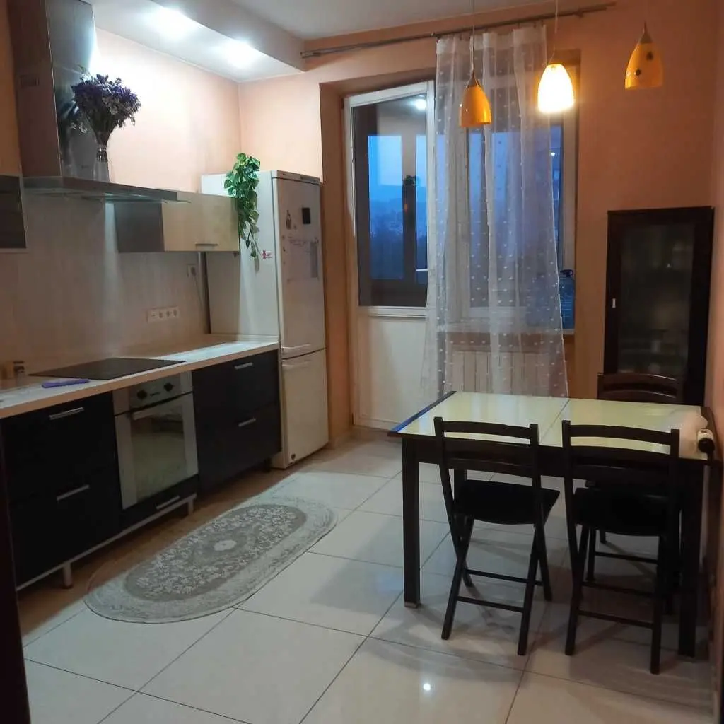 Фото Rent a 3-room apartment, Heroiv Stalinhrada Avenue 6 Kyiv for long-term rent, price: 27000 UAH, code 9754