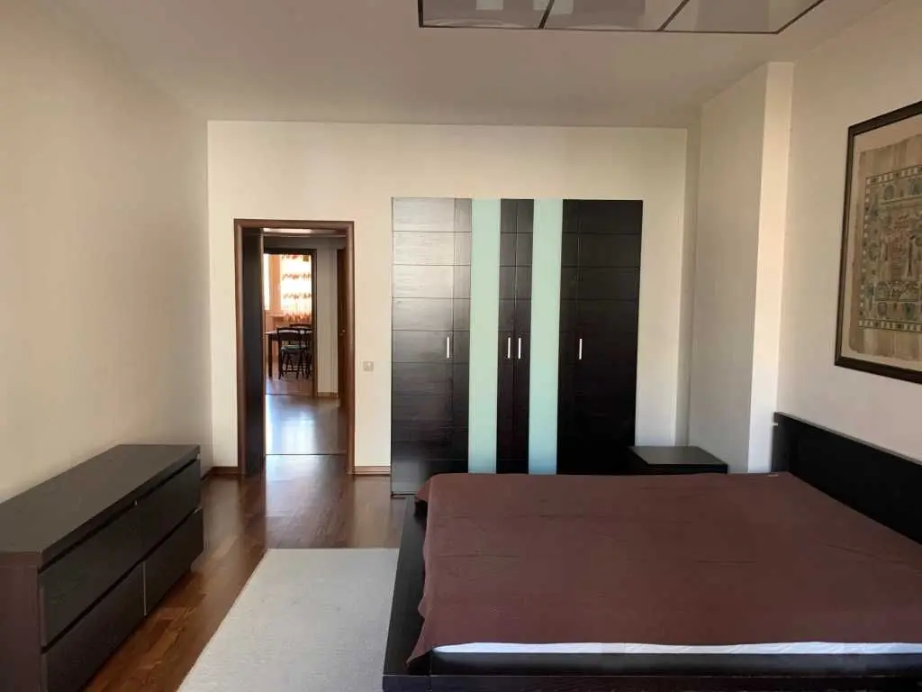 Фото Rent a 3-room apartment, Heroiv Stalinhrada Avenue 6 Kyiv for long-term rent, price: 27000 UAH, code 9754