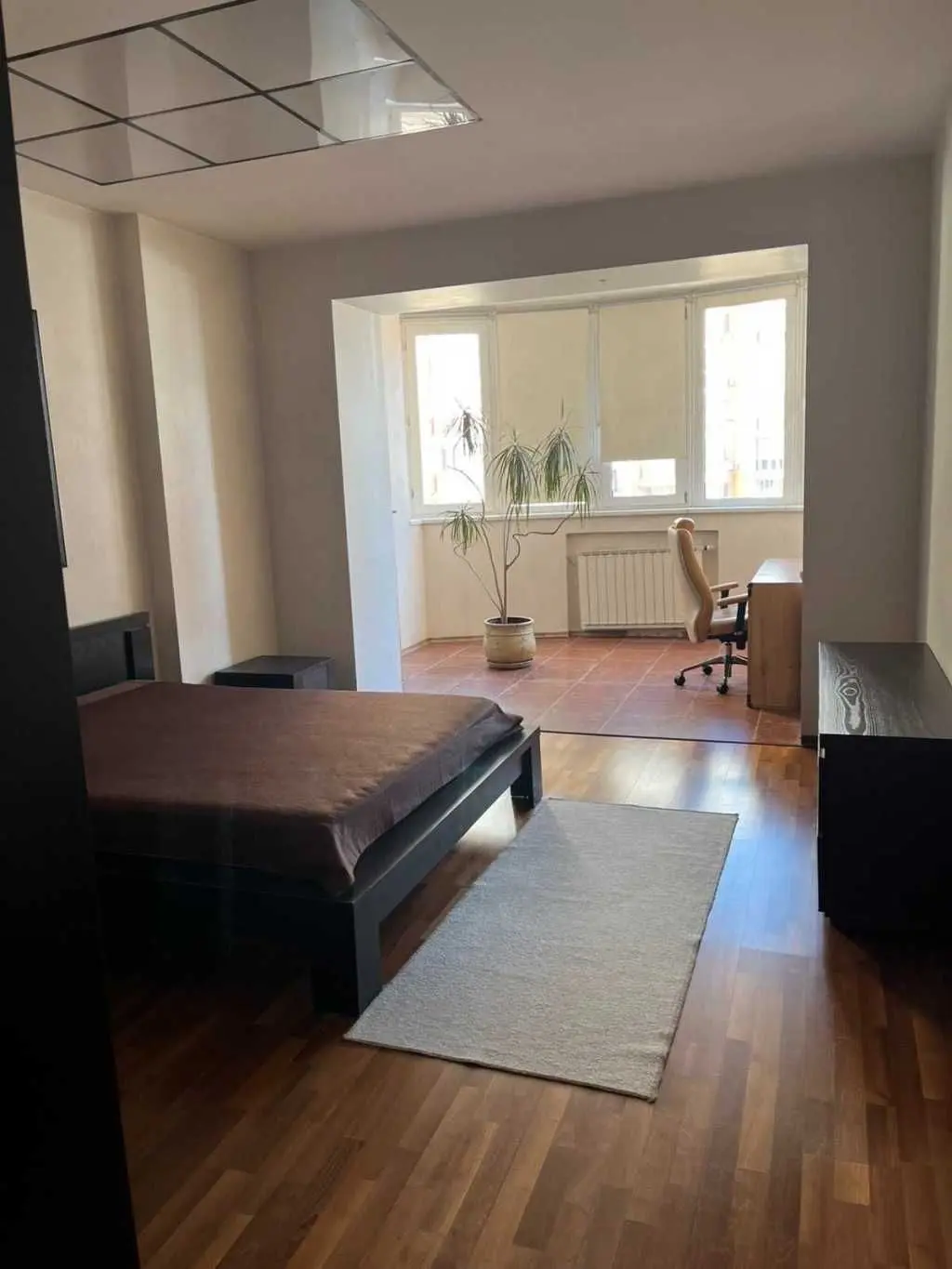 Фото Rent a 3-room apartment, Heroiv Stalinhrada Avenue 6 Kyiv for long-term rent, price: 27000 UAH, code 9754