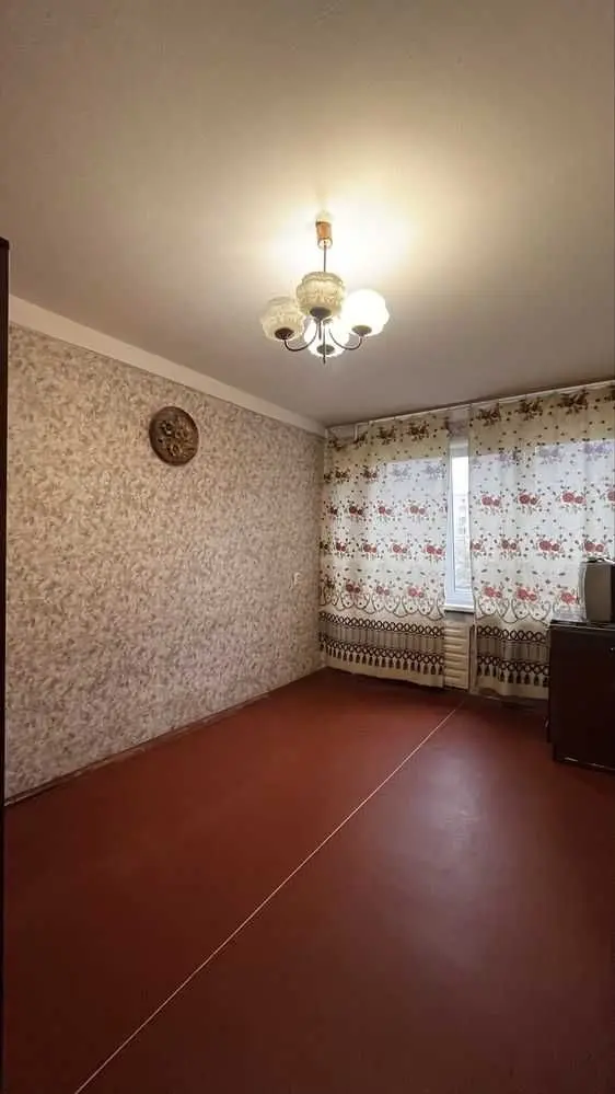Фото Продаю 3-комнатную квартиру, 69 кв. м, Романа Шухевича просп. (Генерала Ватутина) 26в Киев, цена: 65000 USD, код 9758