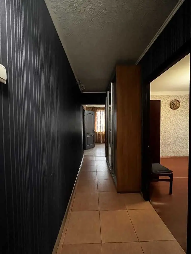 Фото Продаю 3-комнатную квартиру, 69 кв. м, Романа Шухевича просп. (Генерала Ватутина) 26в Киев, цена: 65000 USD, код 9758