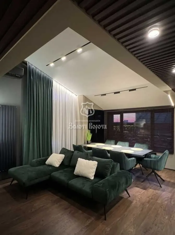 Фото Продаю 5-комнатную квартиру, 134 кв. м, Соборности просп.  Киев, цена: 340000 USD, код 9759
