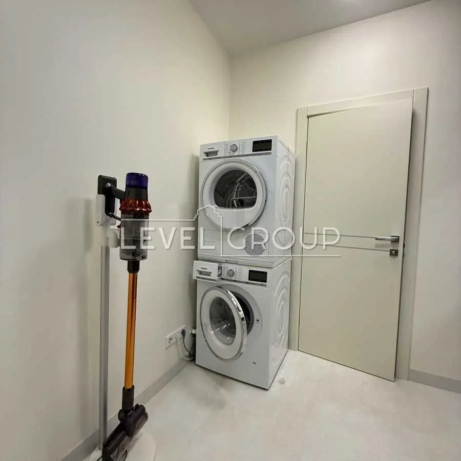 Фото Продаю 3 кімнатну квартиру, 117 кв. м, Василя Тютюнника вул. (Анрі Барбюса) 37/1 Київ, ціна: 400000 USD, код 9760