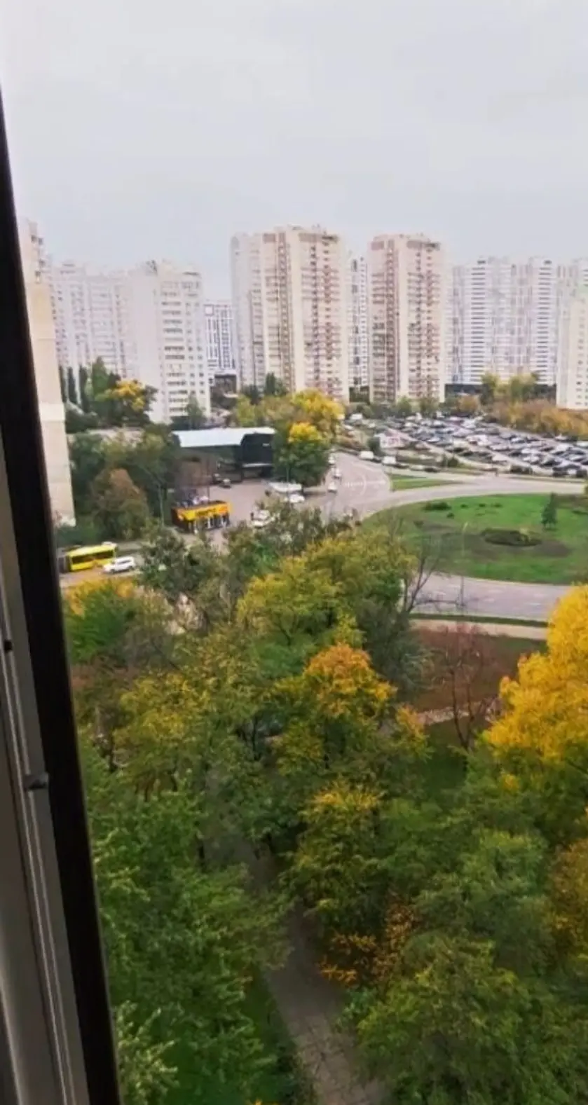 Фото Зняти  кімнатну квартиру, Пантелеймона Куліша вул. (Челябінська) 17 Київ в довгострокову оренду, ціна: 14000 UAH, код 9762