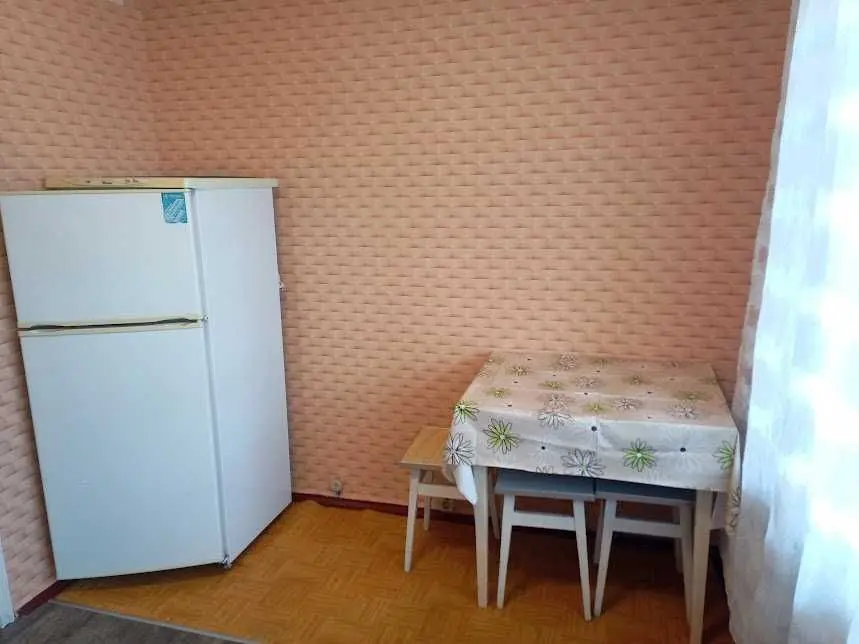 Фото Зняти 1 кімнатну квартиру, Героїв Космосу вул. 13 Київ в довгострокову оренду, ціна: 8500 UAH, код 9788