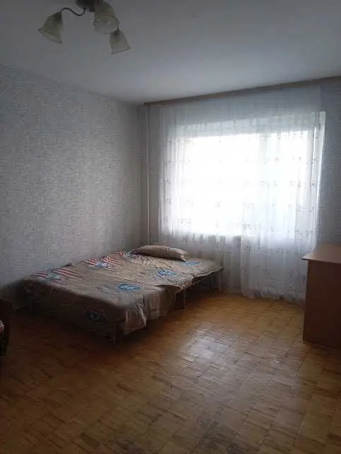 Фото Зняти 1 кімнатну квартиру, Героїв Космосу вул. 13 Київ в довгострокову оренду, ціна: 8500 UAH, код 9788