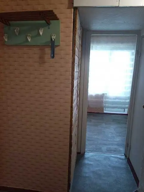 Фото Зняти 1 кімнатну квартиру, Героїв Космосу вул. 13 Київ в довгострокову оренду, ціна: 8500 UAH, код 9788