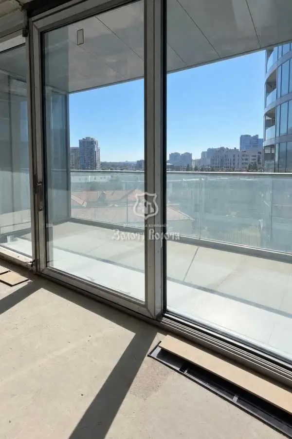 Фото Selling a 1-room apartment, 62.8 sq.m., John Paul II Street (Patrisa Lumumby Street)  Kyiv, price: 265000 USD, code 9789
