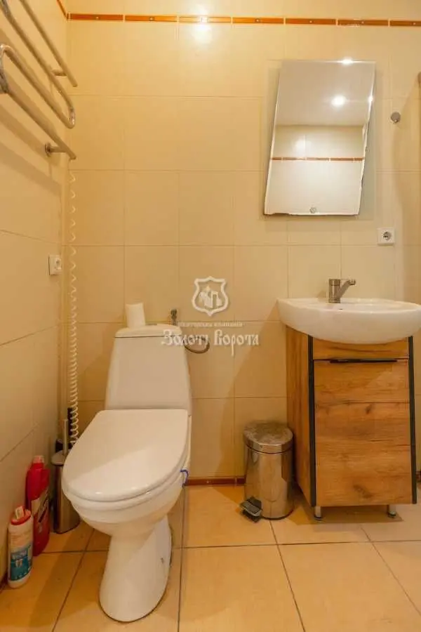 Фото Selling a 1-room apartment, 50 sq.m., Instytutska Street 24/7 Kyiv, price: 142000 USD, code 9790