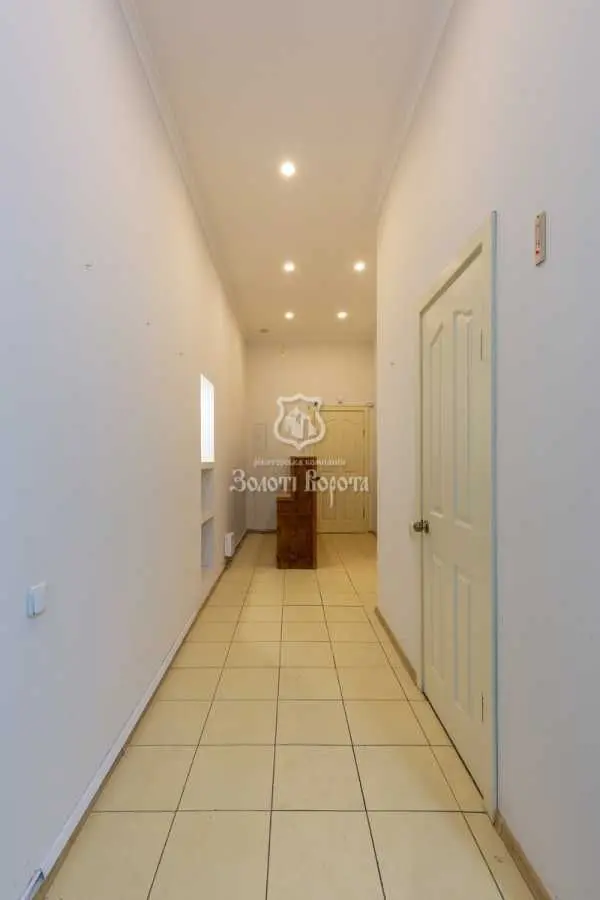 Фото Selling a 1-room apartment, 50 sq.m., Instytutska Street 24/7 Kyiv, price: 142000 USD, code 9790