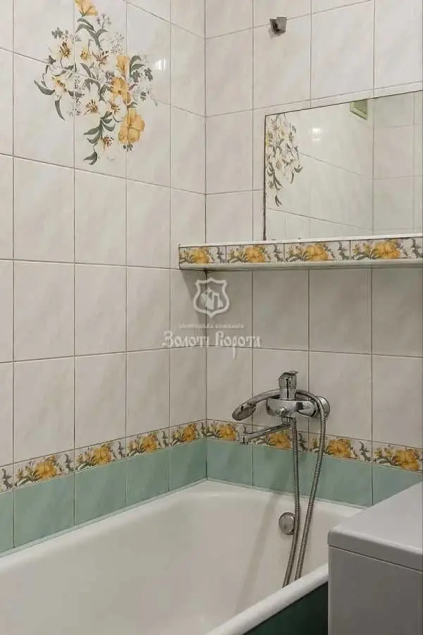 Фото Selling a 2-room apartment, 46 sq.m., Kubanskoi Ukrainy Street (Marshala Zhukova Street) 29 Kyiv, price: 48000 USD, code 9791