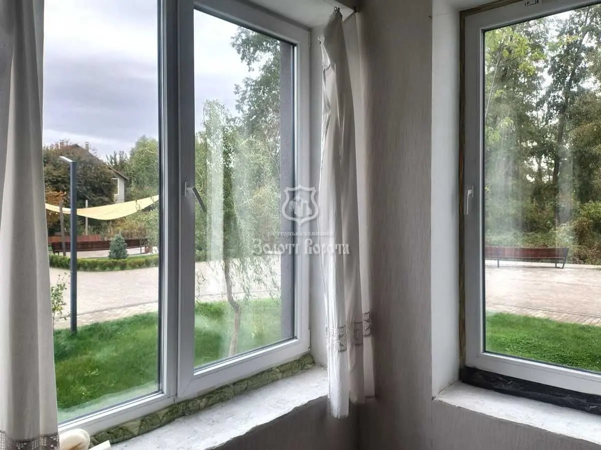 Фото Selling a 1-room apartment, 53 sq.m., Kyivska Street  Zazymya, price: 44000 USD, code 9795