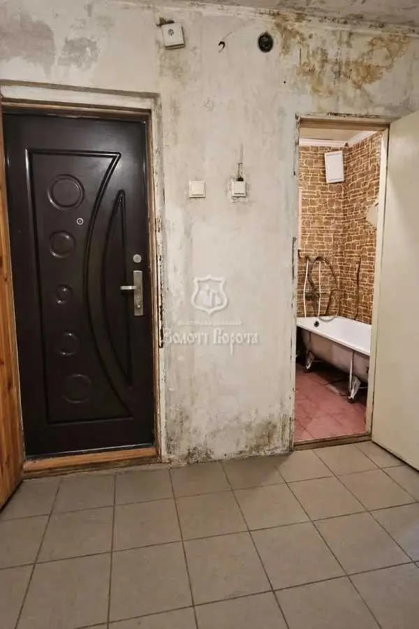 Фото Продаю 1-комнатную квартиру, 35 кв. м, Тракторный пер.  Васильков, цена: 30000 USD, код 9797