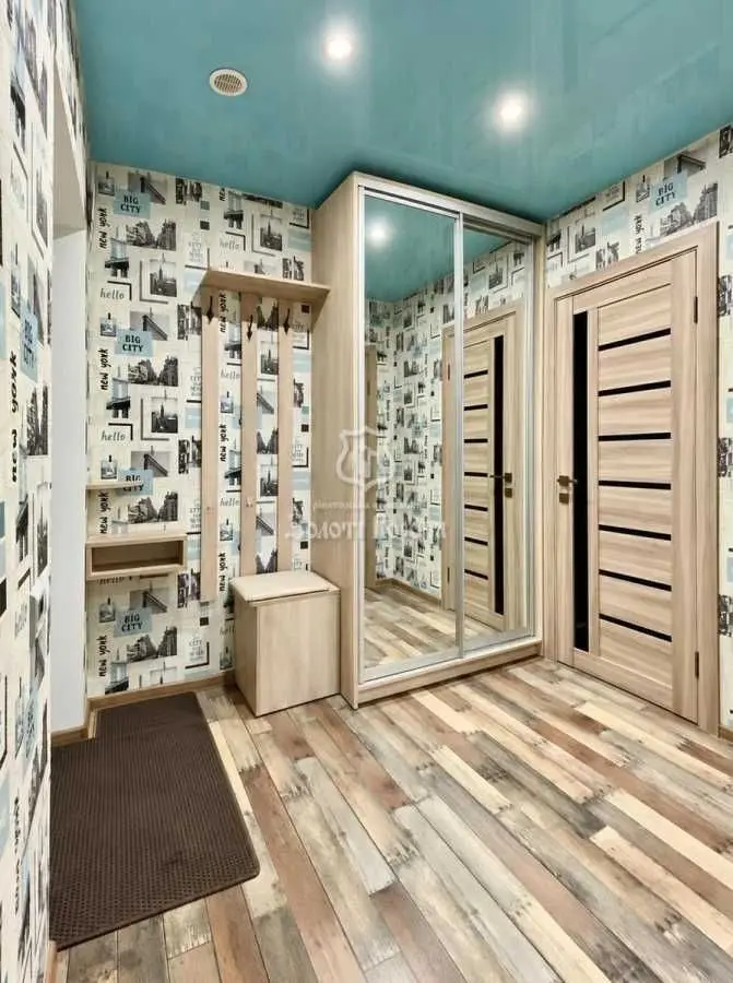 Фото Продаю 1-комнатную квартиру, 39.7 кв. м, Лысогорский пер.  Киев, цена: 80000 USD, код 9798