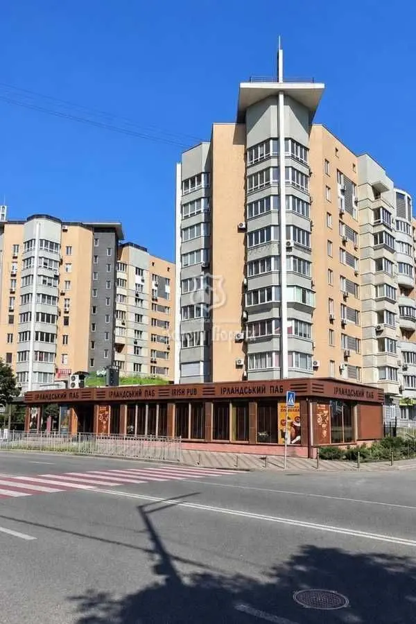 Фото Продаю 4-комнатную квартиру, 159.8 кв. м, Раисы Окипной ул. 4 Киев, цена: 290000 USD, код 9805