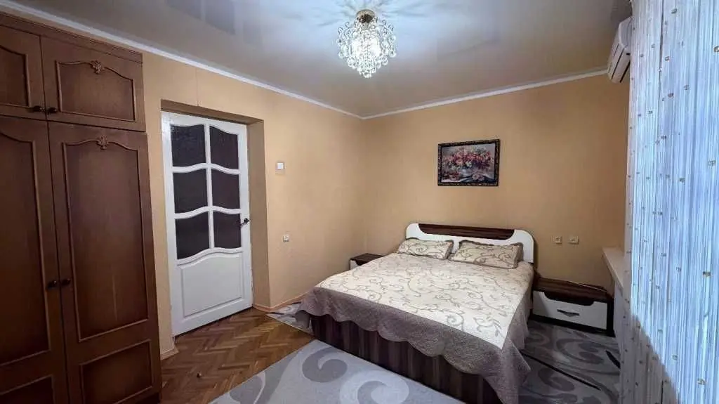Фото Зняти 2 кімнатну квартиру, Старонаводницька вул. 6 Київ в довгострокову оренду, ціна: 27000 UAH, код 9809