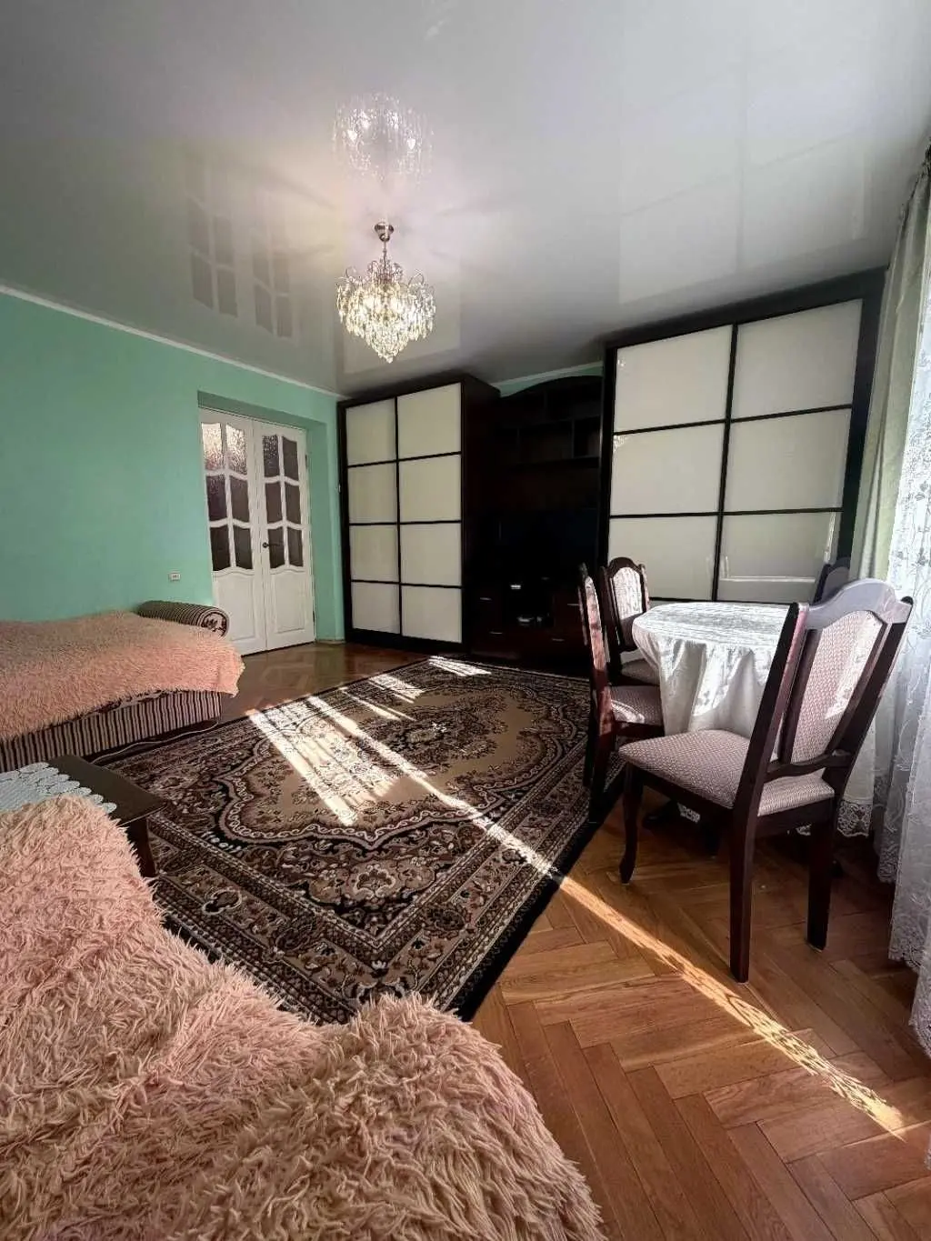 Фото Зняти 2 кімнатну квартиру, Старонаводницька вул. 6 Київ в довгострокову оренду, ціна: 27000 UAH, код 9809