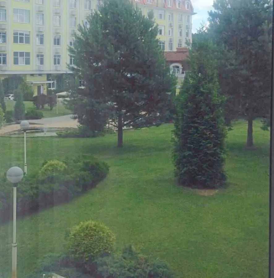 Фото Продаю 2-комнатную квартиру, 69 кв. м, Леси Украинки ул. 14 Счастливое, цена: 100000 USD, код 9811