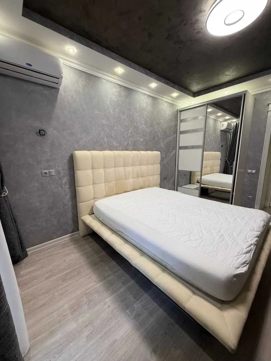 Фото Продаю 3 кімнатну квартиру, 59 кв. м, Героїв Крут вул. (Черепіна)  Суми, ціна: 57000 USD, код 9815