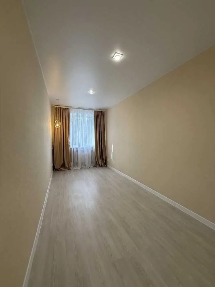 Фото Продаю 3 кімнатну квартиру, 56.3 кв. м, Ламаний пров. 6 Полтава, ціна: 68000 USD, код 9816