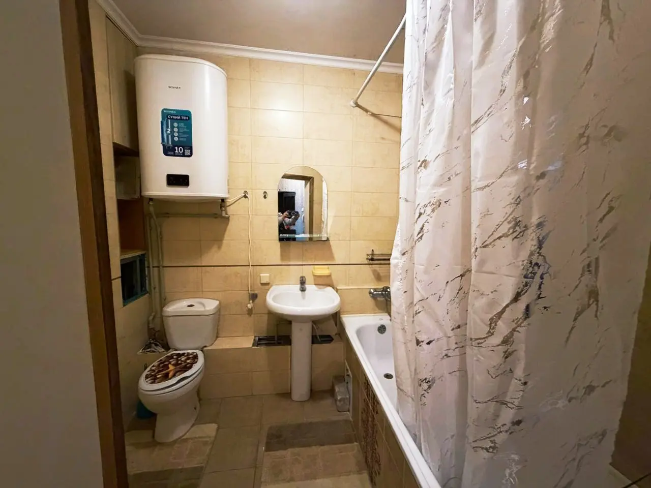 Фото Зняти 1 кімнатну квартиру, Милославська вул. 8 Київ в довгострокову оренду, ціна: 8000 UAH, код 9817