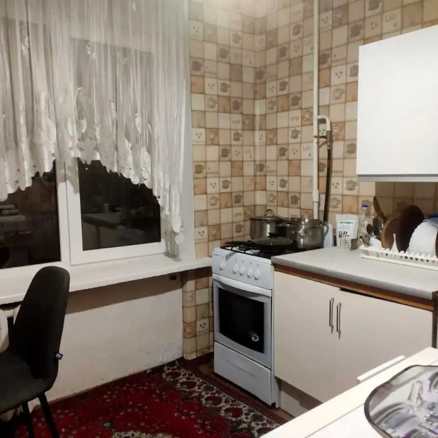 Фото Зняти 1 кімнатну квартиру, Митрополита Василя Липківського вул. (Урицького) 23 Київ в довгострокову оренду, ціна: 10000 UAH, код 9819
