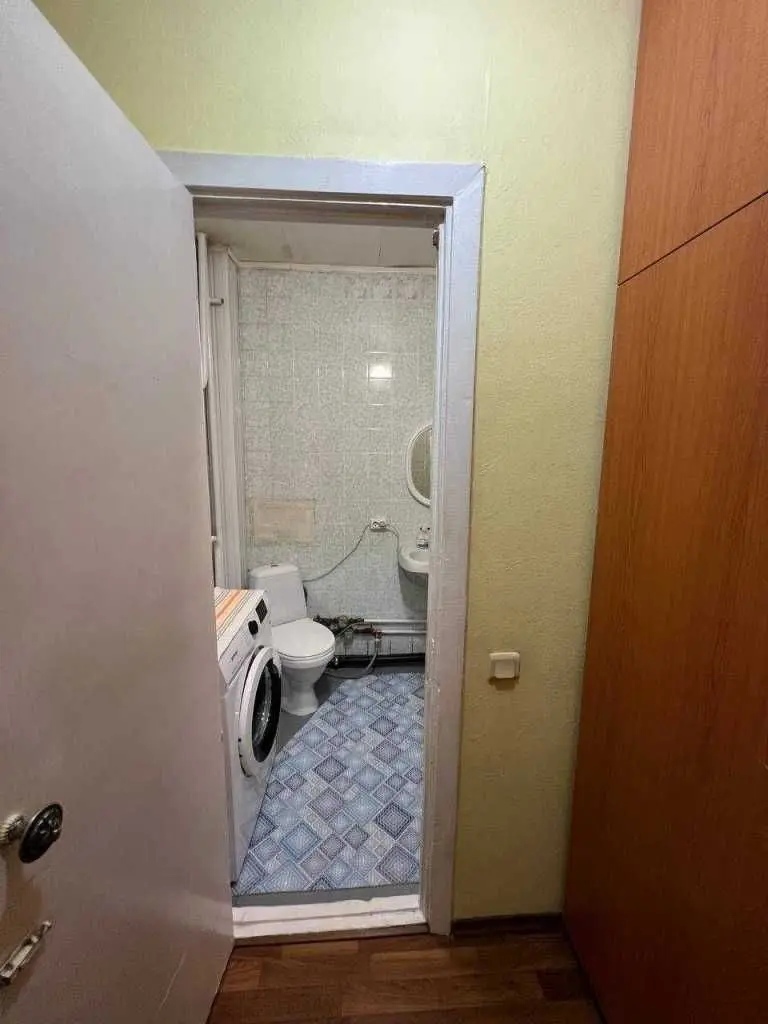 Фото Зняти 1 кімнатну квартиру, Миколи Бажана просп.  Київ в довгострокову оренду, ціна: 9500 UAH, код 9824