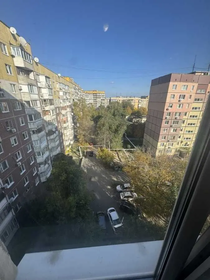 Фото Зняти 1 кімнатну квартиру, Слави бульв. 27 Дніпро в довгострокову оренду, ціна: 16000 UAH, код 9825