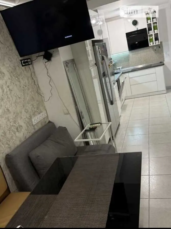 Фото Продаю 1 кімнатну квартиру, 43 кв. м, Героїв УПА вул. (Камчатська) 1 Дніпро, ціна: 56000 USD, код 9826